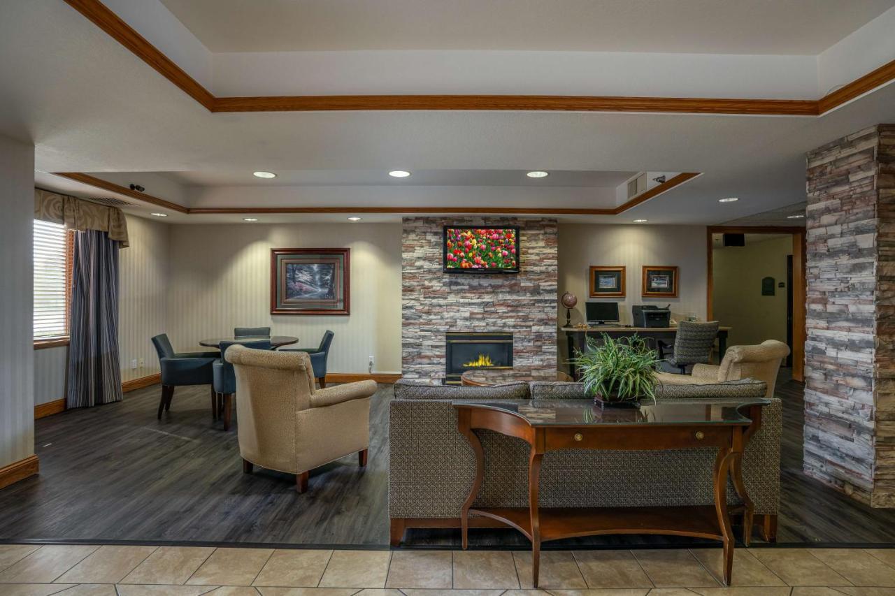 Links Bos Landen Hotel & Spa Of Pella, Trademark By Wyndham 外观 照片