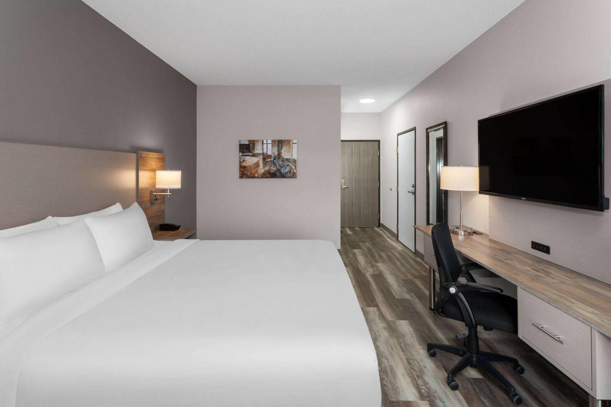 Links Bos Landen Hotel & Spa Of Pella, Trademark By Wyndham 外观 照片