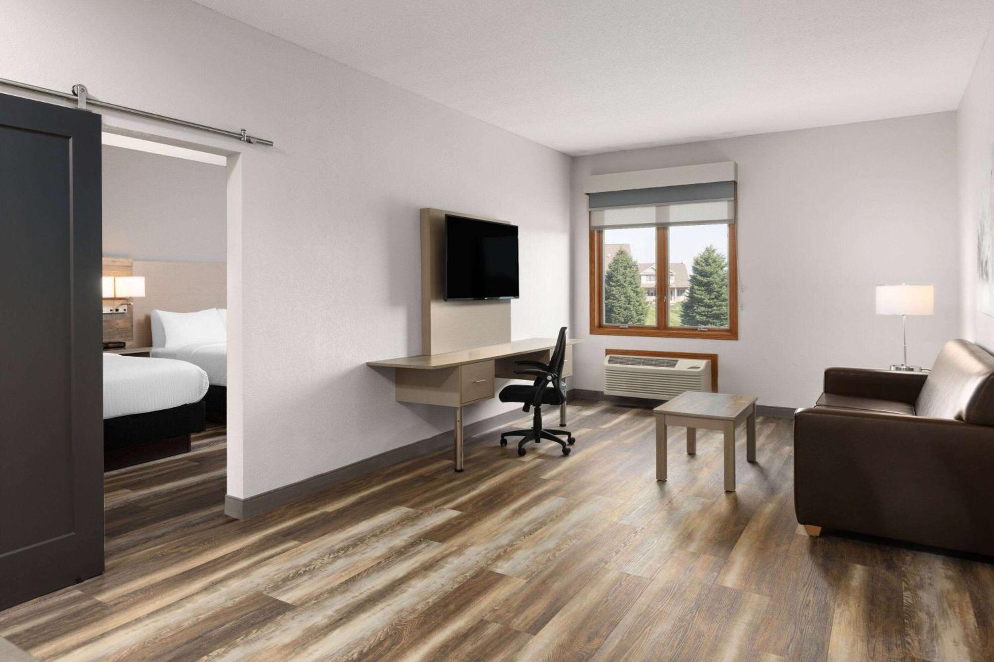 Links Bos Landen Hotel & Spa Of Pella, Trademark By Wyndham 外观 照片