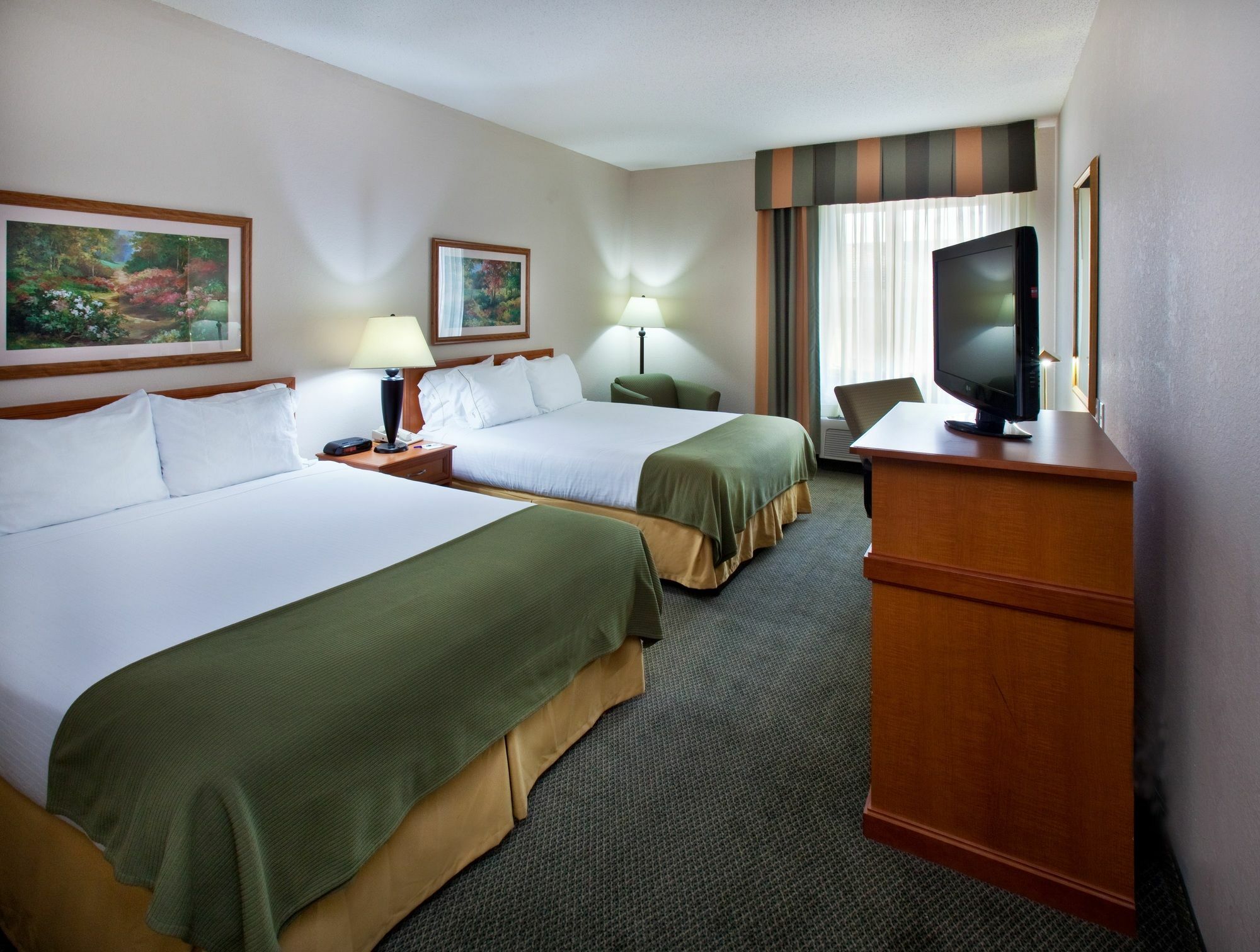 Links Bos Landen Hotel & Spa Of Pella, Trademark By Wyndham 客房 照片